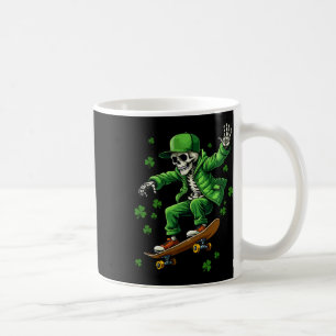 Mug Squelette irlandais sur skateboard drôle Saint-Pat