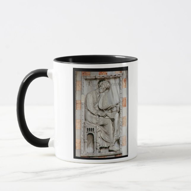 Mug St Luke, soulagement du côté nord du basili (Gauche)