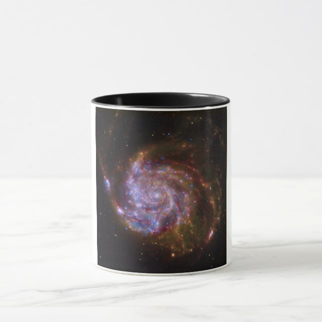 Mug Starbirth in the Pinwheel : Galaxy M101 (Centre)