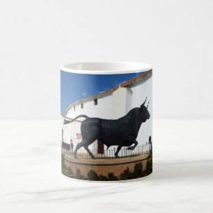 Mug Statue d'un taureau à Ronda, Espagne