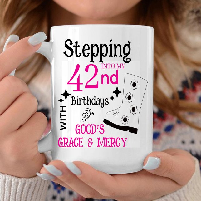 Mug Stepping Into My 42nd Birthday with God's  (Créateur téléchargé)