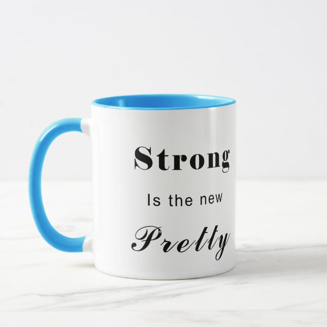 Mug Stong est le nouveau joli - texte seulement (Gauche)