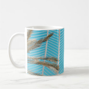 Mug Structure en béton blanc dans la photo du matin