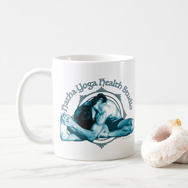 Mug Studio de santé de Hatha Yoga  (Avec donut)