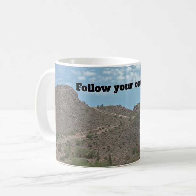 Mug Suivez votre propre sentier Photo Arizona Mountain (Devant gauche)