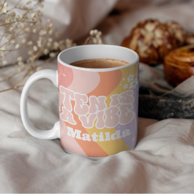 Mug super arc-en-ciel dix est un cool de marguerite ré (Créateur téléchargé)