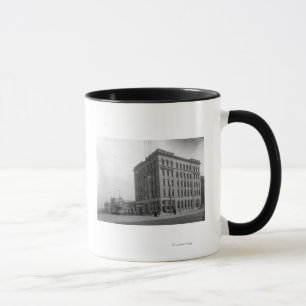 Mug Sur le coin sur l'avenue de Hewitt