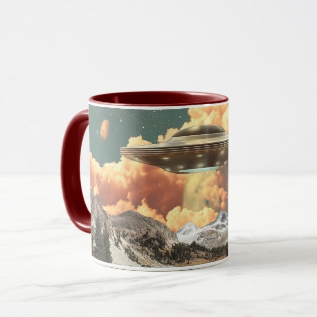 Mug Surreal UFO Above Mountain Lake with Planets (Devant gauche)