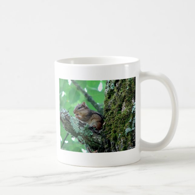 Mug Sweet Chipmunk dans un arbre Vêtements et cadeaux (Droite)