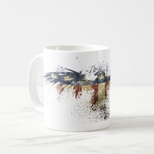 Mug Symbole patriotique chauve d'Eagle de drapeau (Devant gauche)
