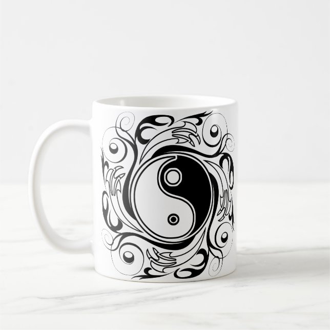 Mug Symbole Yin et Yang Style tatouage noir et blanc (Gauche)