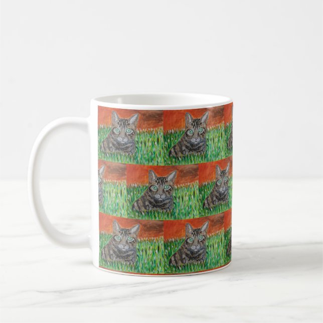 Mug Tabby cat in nature  (Gauche)