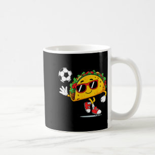 Mug Taco jouant au football mexicain cinco de mayo som