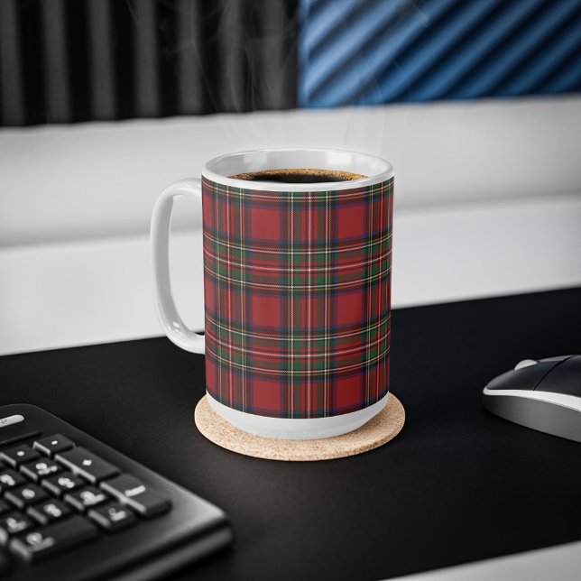 Mug Tartan d'anniversaire de Plaid Rustic Red Stewart (Rustic Plaid Red Green Stewart Tartan 15oz Coffee Mug)
