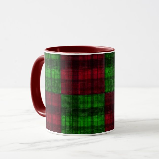 Mug Tartan rouge et vert de Noël. (Devant gauche)