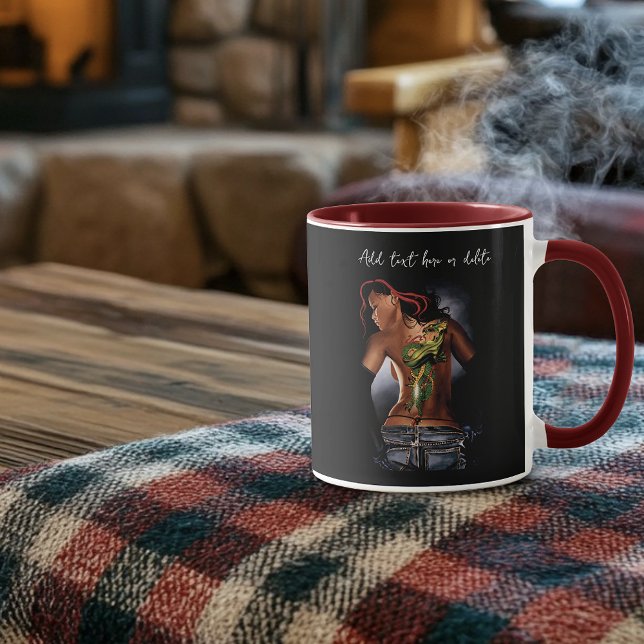 Mug Tatouage de femme dragon de fantasy gras (Créateur téléchargé)