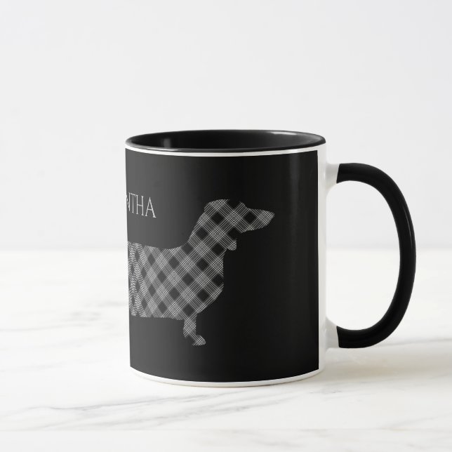 Mug Teckel de plaid sur le noir (Droite)