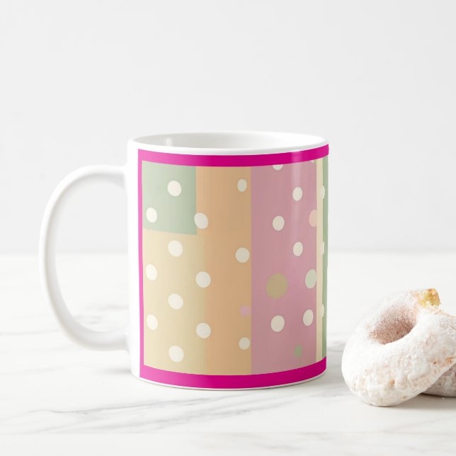 Mug Teintes pastel de rayures et de pois (Avec donut)