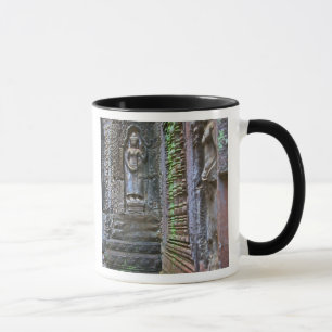 Mug Temple de Ta Prohm, province de Siem Reap, Cambodg