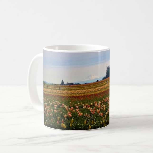 Mug Terrain de tulipe avec Mt Hood, Oregon (Devant gauche)