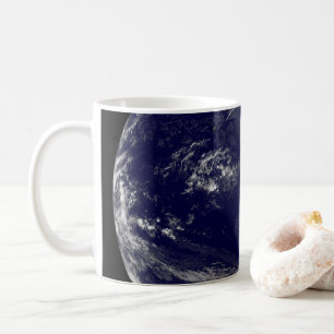 Mug Terre Avec Trois Cyclones Tropicaux Dans Le Pacifi