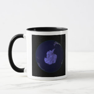 Mug Terre entière la nuit montrant les lumières de la 