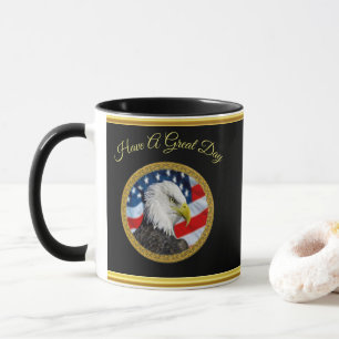 Mug Tête d'aigle et une feuille d'or drapeau américain