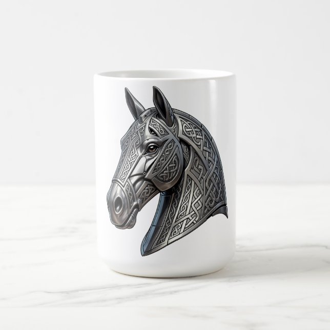Mug Tête de cheval argentée celtique majestueuse avec  (Centre)