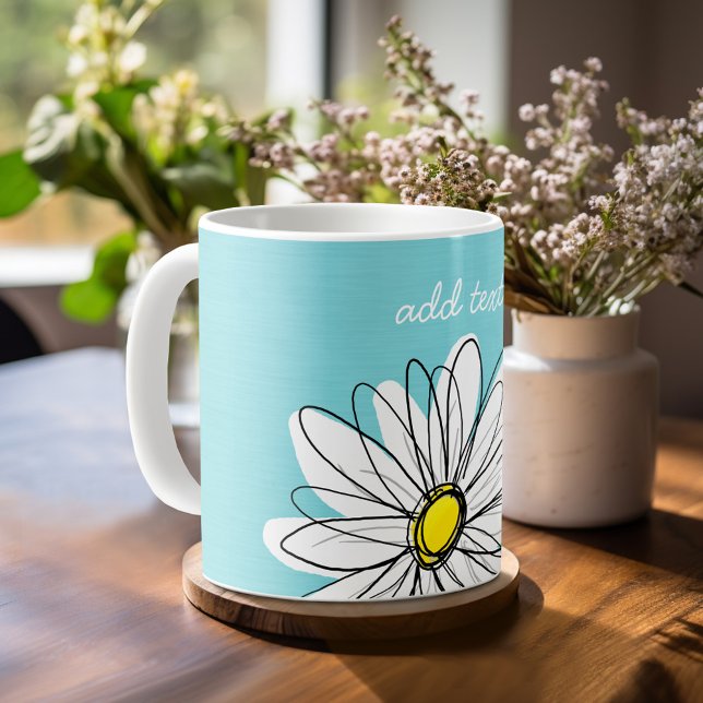 Mug Texte personnalisé Aqua et Jaune Whimsical Daisy (Whimsical Daisy mug with personalized name - makes a great gift!)
