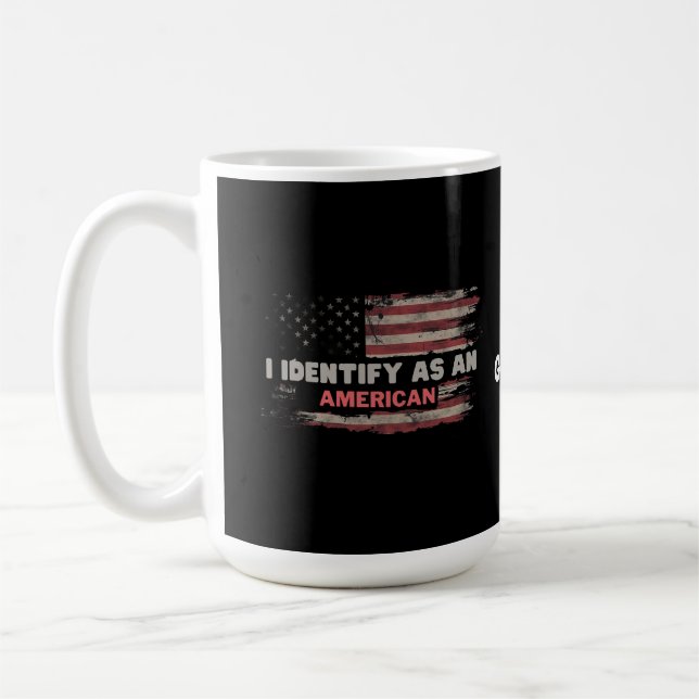 Mug Titre : Je M'Identifie Comme Un Drapeau Américain  (Gauche)