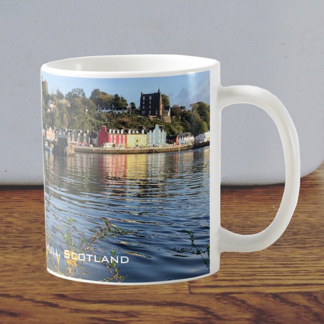 Mug Tobermory, Île de Mull, Ecosse avec Fleurs (Créateur téléchargé)