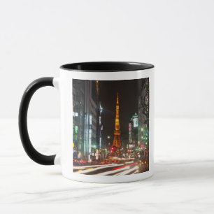 Mug Tokyo, Japon. La tour de Tokyo est un moyen de com