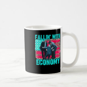 Mug Tomber Avec L'Économie Heureux 4 juillet Drôle Bid