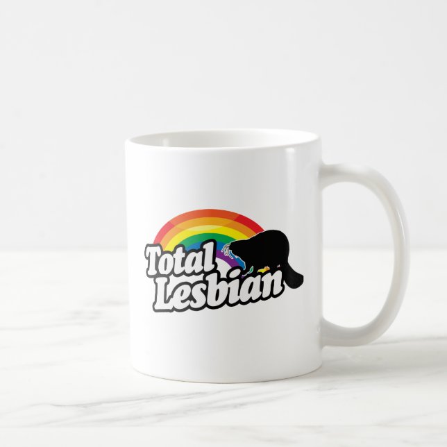Mug TOTALE LESBIENNE CASTOR -.png (Droite)