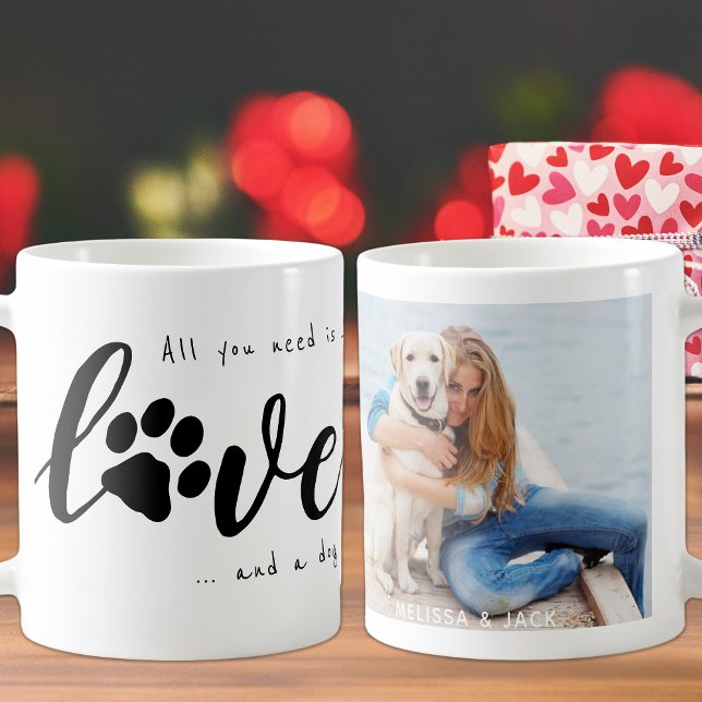 Mug Tout ce dont vous avez besoin est l'amour et une p (Créateur téléchargé)