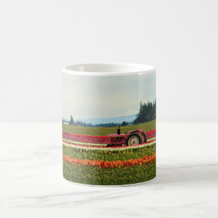 Mug Tracteur rose en Tulip Field, Oregon