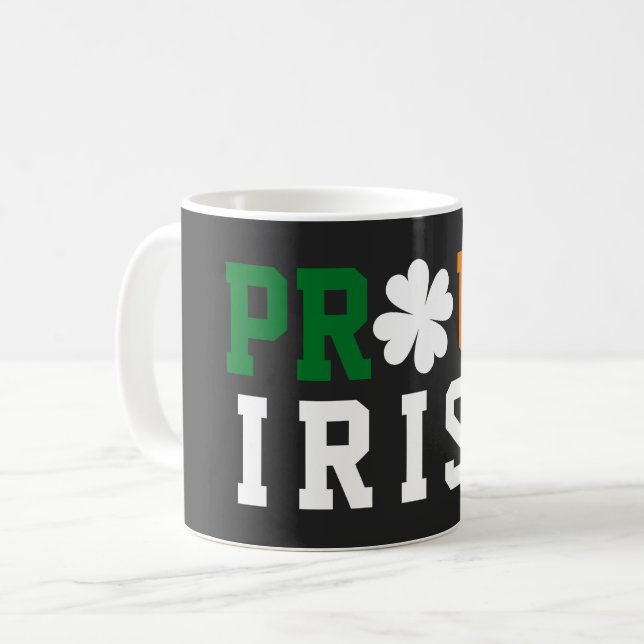 Mug Trèfle chanceux irlandais fier Citation St-Patrick (Devant gauche)