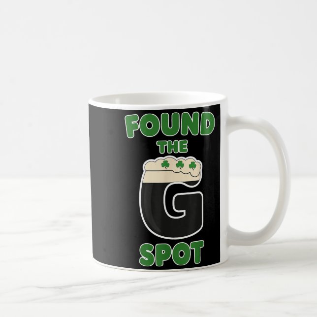 Mug Trèfles de bière irlandaise Saint-Patrick buvant (Droite)