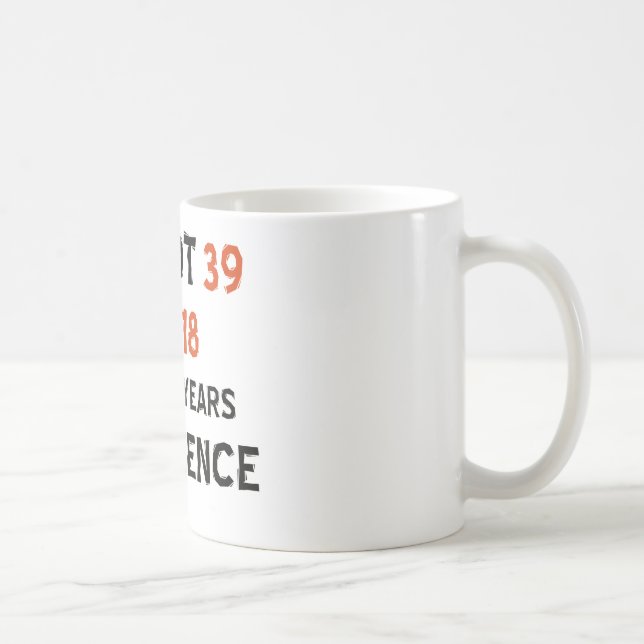 Mug trente-neuvième conceptions d'anniversaire (Droite)
