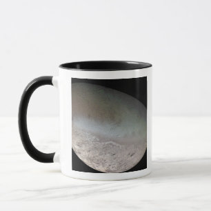 Mug Triton, la plus grande lune de la planète Neptune