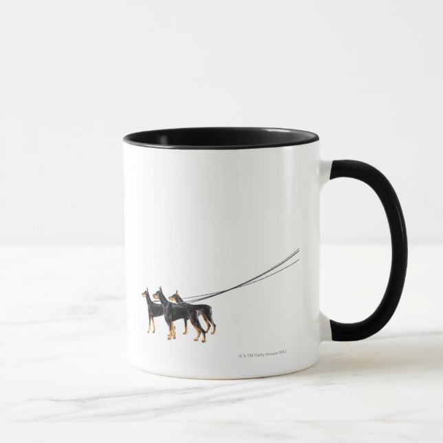 Mug Trois dobermann sur la laisse (Droite)