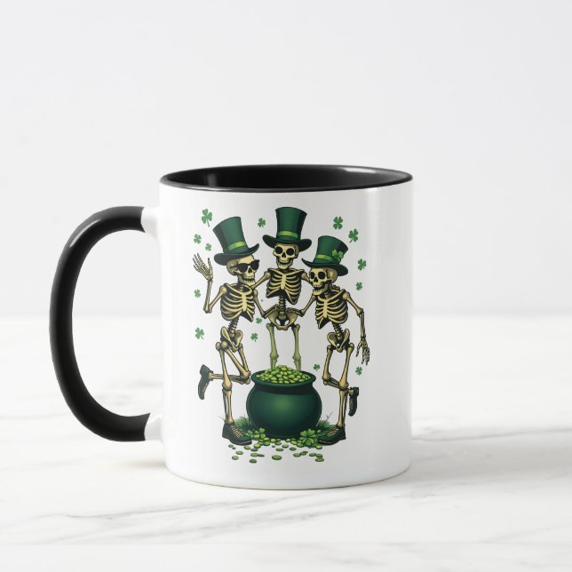Mug Trois Éffrayants Halloween Skeleton irlandais Dans (Gauche)