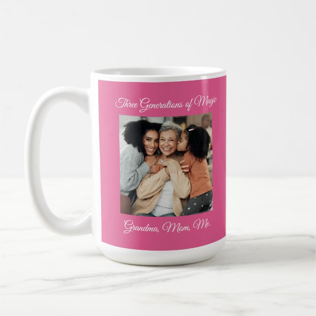 Mug Trois générations d'amour grand-mère, maman, moi P (Gauche)
