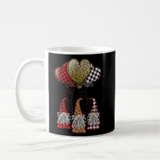 Mug Trois Gnomes tenant des coeurs Rouge Plaid Léopard