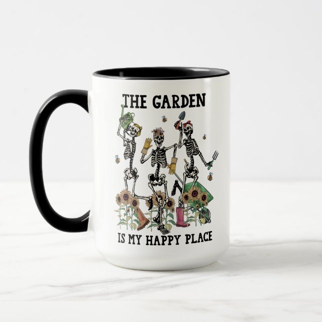 Mug Trois Skeletons Dansant Jardin Est Mon Endroit Heu (Gauche)