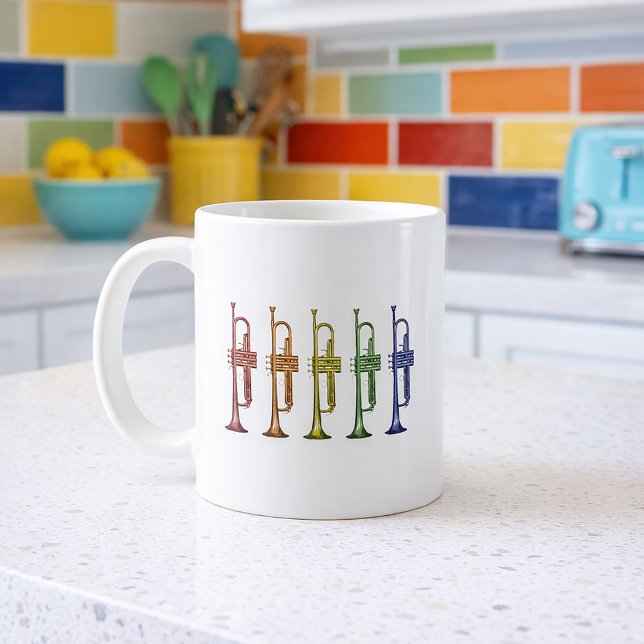 Mug Trompette Arc-en-Ciel Formation Instrument à Vent  (A mug with a colorful rainbow trumpet lineup.)