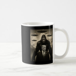 Mug Trump Bigfoot Ufo Rencontre Alien Invasion Uap Amu