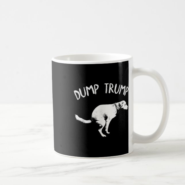 Mug Trump Dog Pooping Dump (Droite)