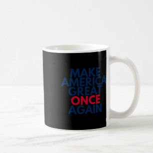 Mug Trump rend sa grandeur à l'Amérique une fois de pl