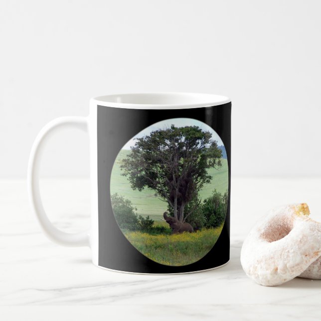 Mug Trunk to the Breeze - Ngorongoro Elephant (Avec donut)